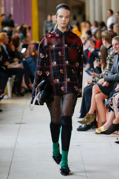 Look 23